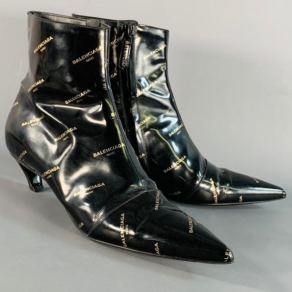 BALENCIAGA Size 8 Black Gold Logo Patent Leather Ankle Kitten Heel Boots - Picture 1 of 9